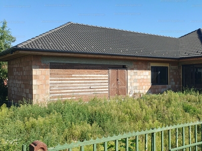 Eladó családi ház - Debrecen, Józsa