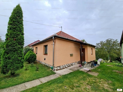 Eladó családi ház - Miskolc, Jószerencse utca 4.