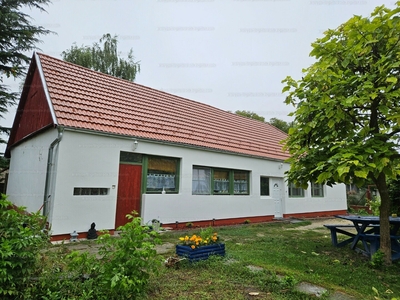 Eladó családi ház - Öttevény, Győr-Moson-Sopron megye