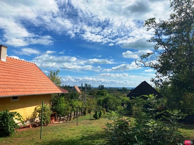 Eladó hétvégi házas nyaraló - Lovas, Veszprém megye