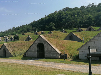 Eladó pince, présház - Hercegkút, Gomboshegyi pincesor