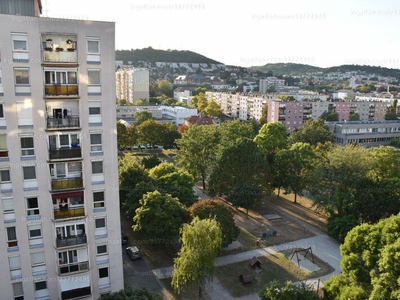 Kiadó panel lakás - Szekszárd, Dienes Valéria utca