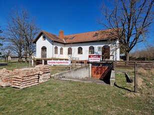 Eladó családi ház Kunadacs