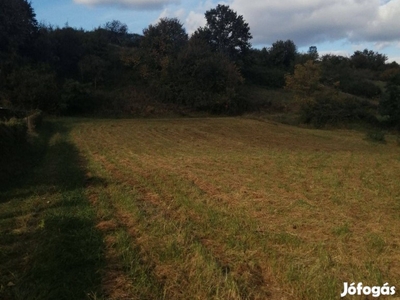 Parádon panorámás telek eladó