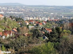 1307 nm-es telek eladó Pécs