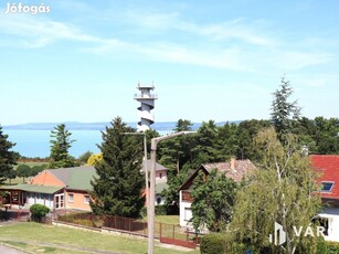 Panorámás luxus lakás Balatonföldváron