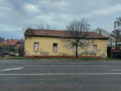 Eladó lakóövezeti telek - Szolnok, Belváros