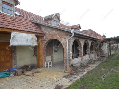 Jászladány, ingatlan, ház, 140 m2, 12.990.000 Ft