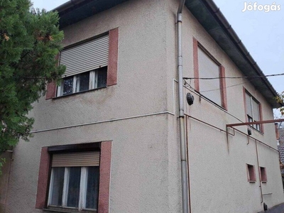 Monorierdőn 189 m2 családi ház, és kereskedelmi egység 1591m2 telken