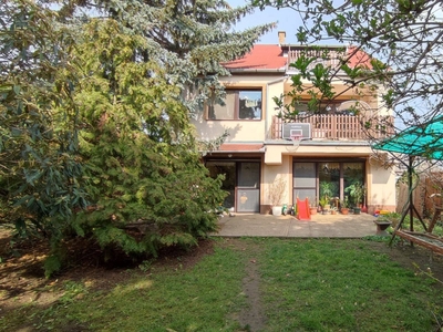 Eladó szép kertes családi ház Debrecenben - Debrecen, Hajdú-Bihar - Ház