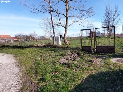 Kiváló befektetési lehetőség Balatonfenyvesen - Balatonfenyves, Somogy - Telek, föld