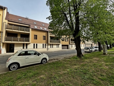 Eladó téglalakásNagykanizsa, Tetőtér