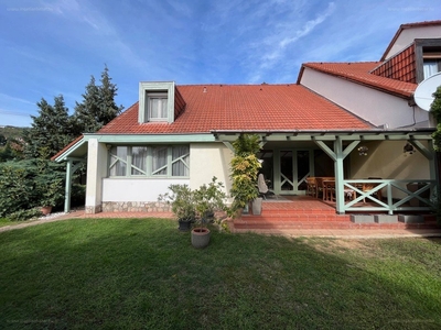 Pécs, ingatlan, ház, 155 m2, 91.990.000 Ft