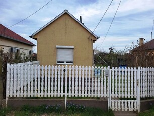 Eladó családi ház Debrecen