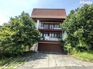Eladó Miskolc Miskolctapolca 300 m2 8 szobás családi ház