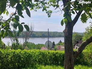 Dunai panorámás nyaraló, üdülő, hétvégi ház eladó