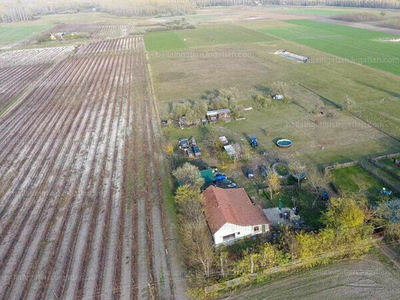 Eladó családi ház - Kiskunmajsa, Bács-Kiskun megye