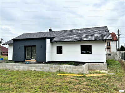 Eladó családi ház - Kópháza, Győr-Moson-Sopron megye