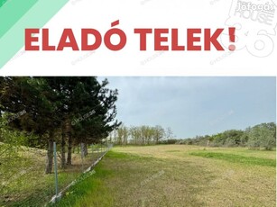 Ladánybenei út új házas részén Telek Eladó!