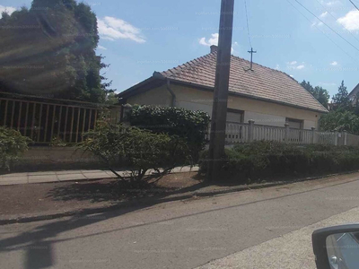 Eladó családi ház - Nagykáta, Zárda utca