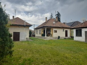 Eladó családi házAlbertirsa, 66 m2-es családi ház, 1947 m2-es telekkel eladó eladó