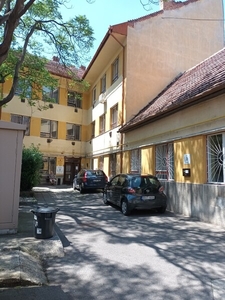 Kiadó egyéb iroda - Pécs, Király utca 21.