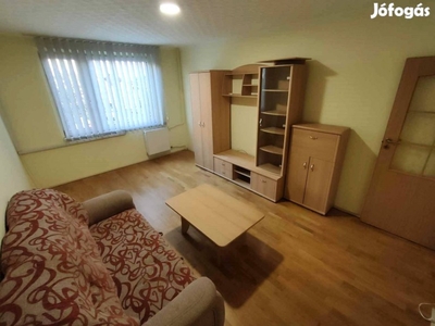 Debrecenben, Csapó utcán 3.emeleti, 54nm-es lakás!