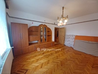 Oroszlány, ingatlan, lakás, 67 m2, 22.990.000 Ft