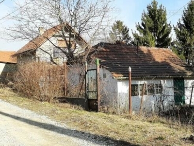 Eladó hétvégi házas nyaraló - Miskolc, Liliom utca