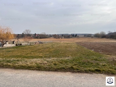 Eladó lakóövezeti telek - Csajág, Veszprém megye