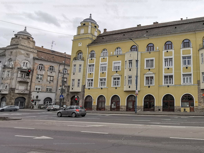 Kiadó utcai bejáratos üzlethelyiség - Miskolc, Zsolcai kapu