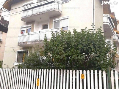 Eladó tégla lakás Debrecenben, a Széchenyikertben