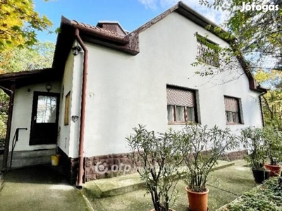 Pécsi eladó 107 nm-es ház