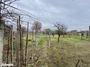 Eladó építési telek, Győr