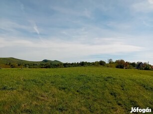 Nyergesújfalu, négy egybefüggő panoráma kilátással rendelkező