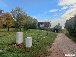 Részpanorámás építési telek Balatonalmádi Öreghegy részén