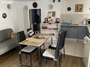 Strandhoz közel apartmanház eladó