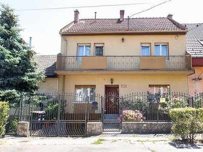 Alsórákos legjobb részén családi ház - XIV. kerület, Budapest - Ház