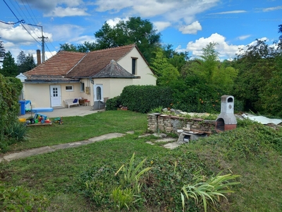 Eladó családi ház - Pécs, Hársfa út