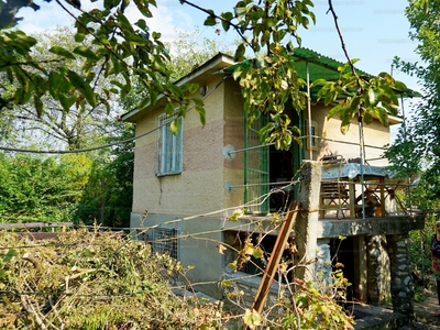 Eladó hétvégi házas nyaraló - Miskolc, Alma dűlőút