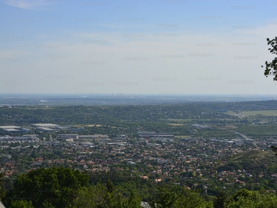 Eladó üdülőövezeti telek - Budaörs, Frankhegy