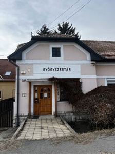 Eladó Ház, Baranya megye Pécs Komlói úton eladó üzlethelyiség/ikerház