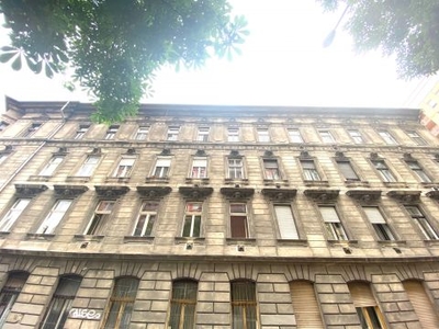 Eladó Lakás, Budapest 8 kerület 4 méter magas, csendes, 2 lakássá alakítható, 72 négyzetméteres lakás eladó 50 millió alatt