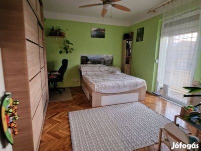 Eladó 2 szobás tégla lakás Csepelen a Deák Ferenc utcában