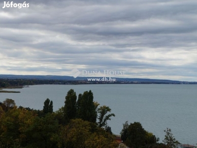 Eladó telek, Balatonvilágos