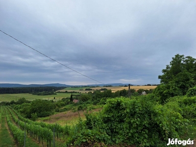 Gyönyörű panorámás telek, Sümegen!