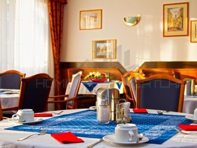 Eladó hotel Győr