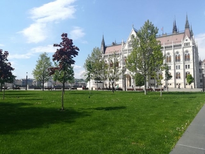 Eladó téglalakás Budapest, V. kerület, Lipótváros, földszint