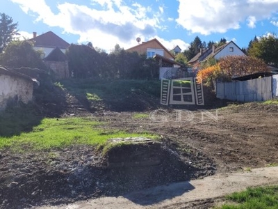 Eladó telek Verőce, Verőcén, lakóövezetben