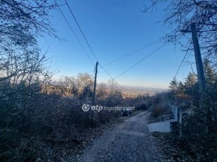 Eladó telek Szentendre, Szirom utca